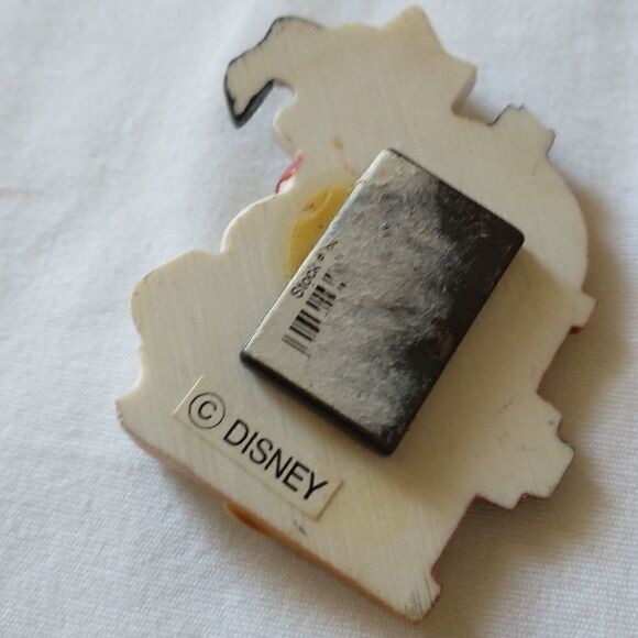 Disney 101 Dalmatians Magnet Puppy Dog Refrigerator Fire Hydrant Animation. Cond - Picture 8 of 10